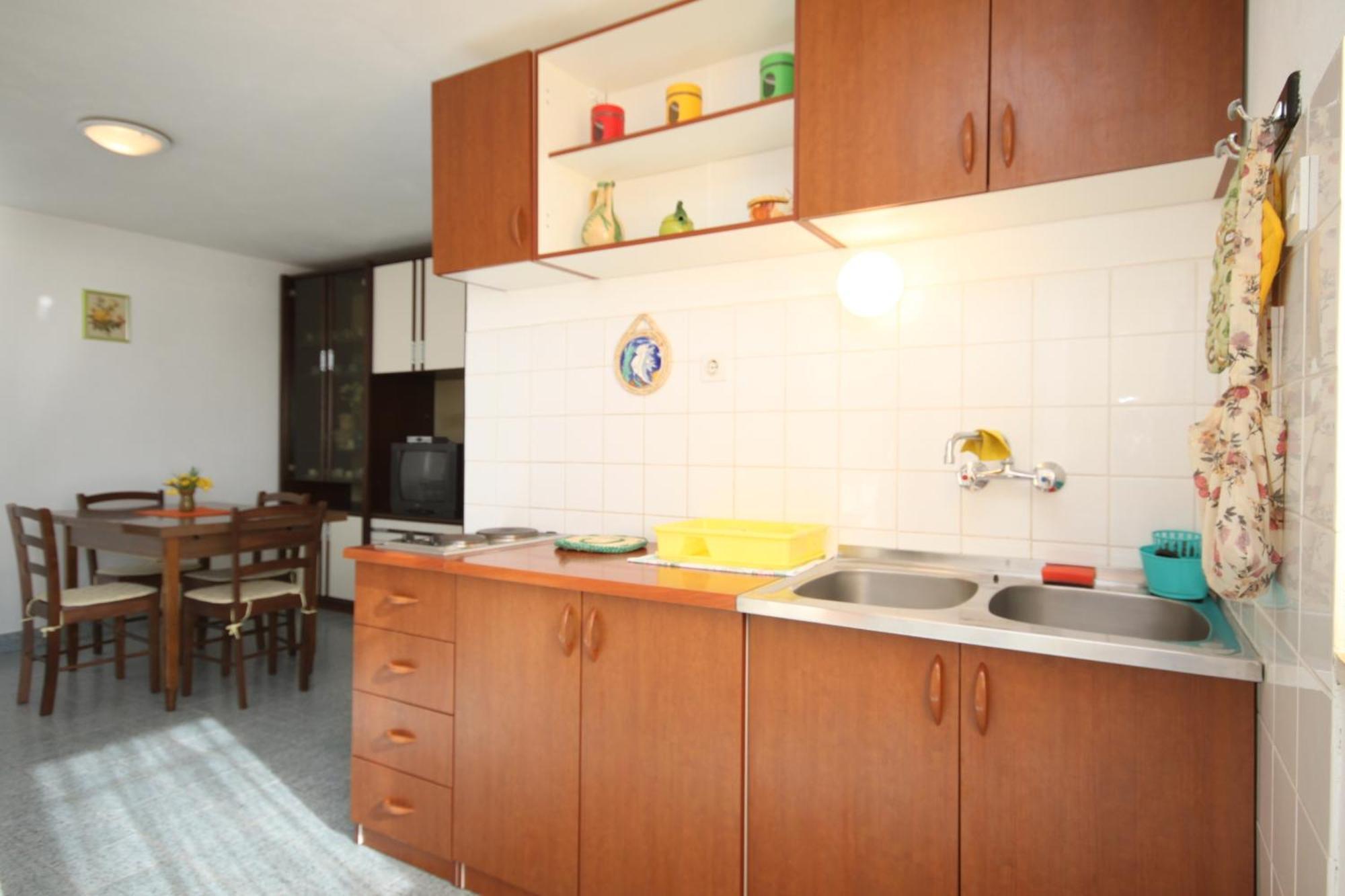 Apartments By The Sea Marusici, Omis - 8632 Mimice Habitación foto